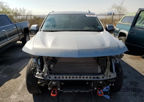 2023 Chevrolet Tahoe K1500 Z71 z USA, uszkodzony, nr VIN 1GNSKPKD8PR370816